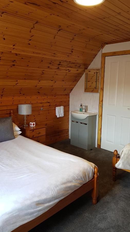 Carn Mhor Bed And Breakfast Авимор Экстерьер фото