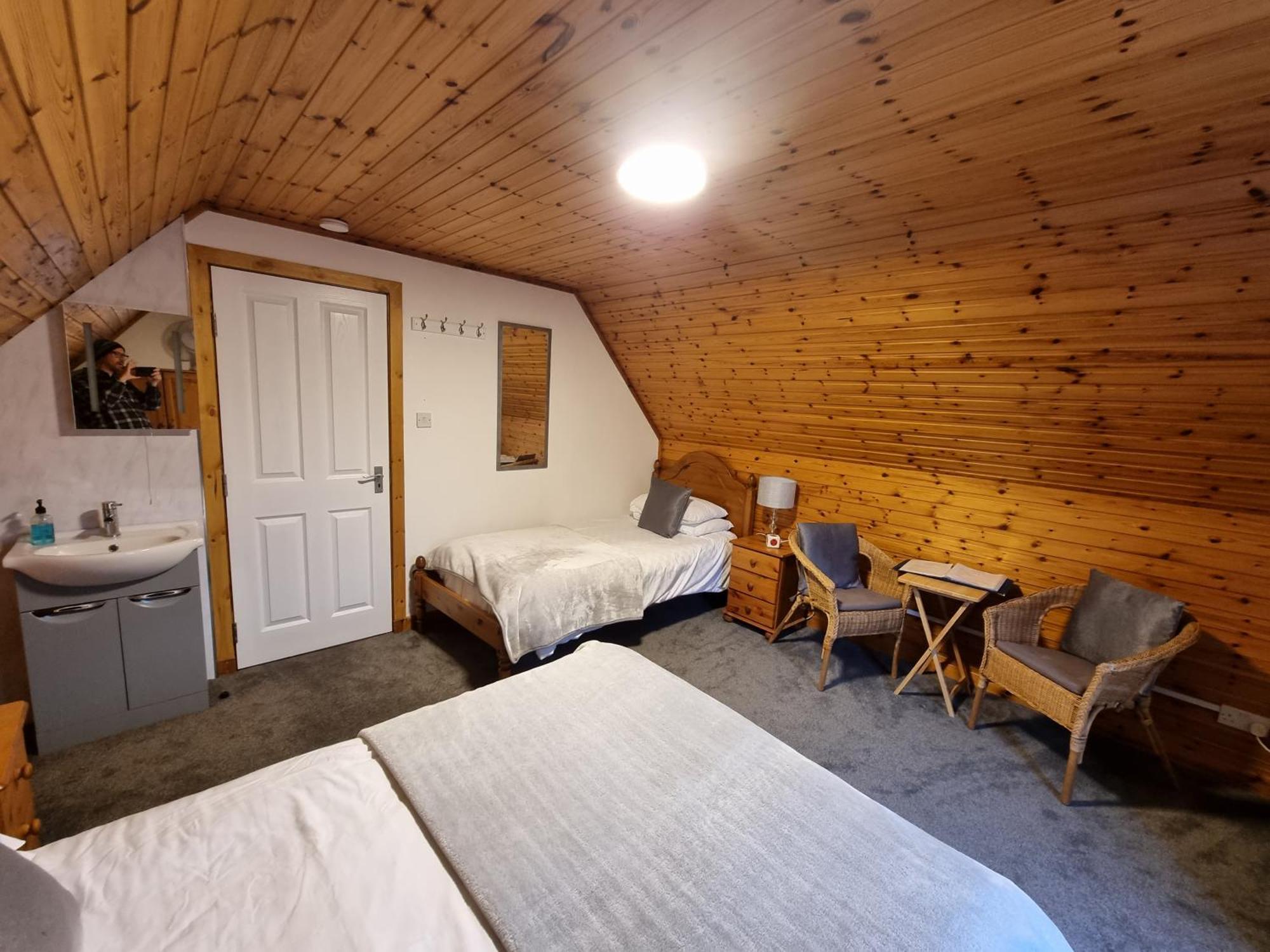 Carn Mhor Bed And Breakfast Авимор Номер фото