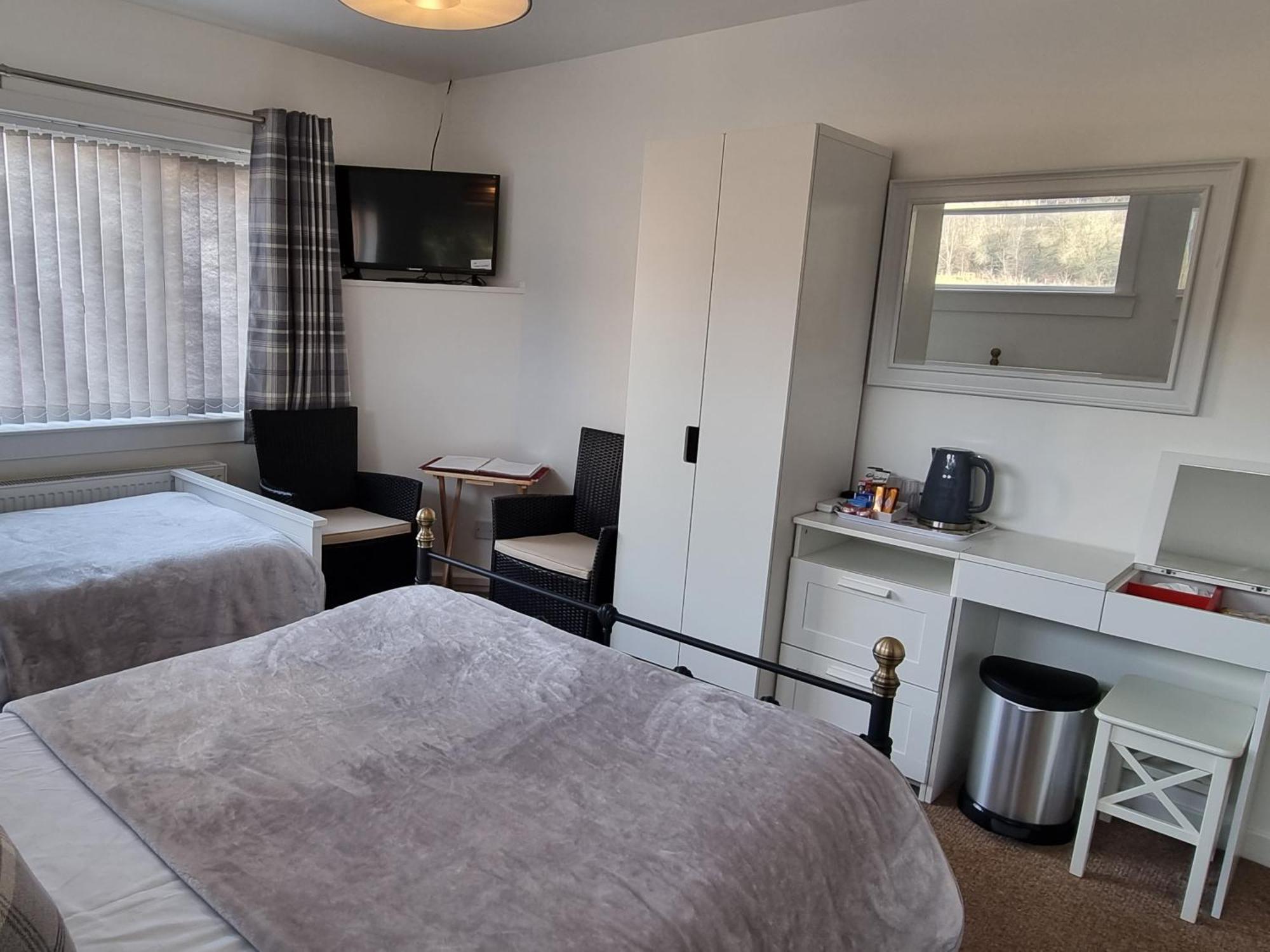 Carn Mhor Bed And Breakfast Авимор Номер фото
