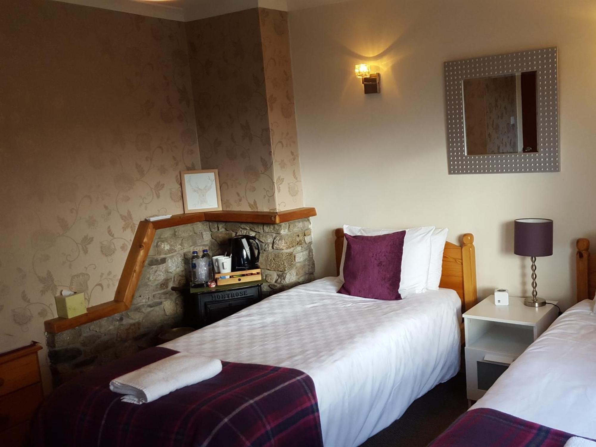 Carn Mhor Bed And Breakfast Авимор Номер фото